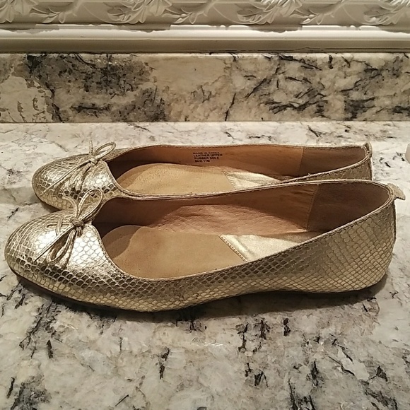 michael kors ballerina gold